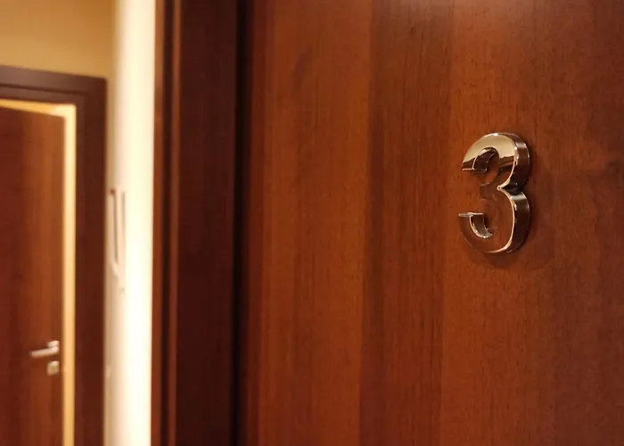 Domina Popolo Рим