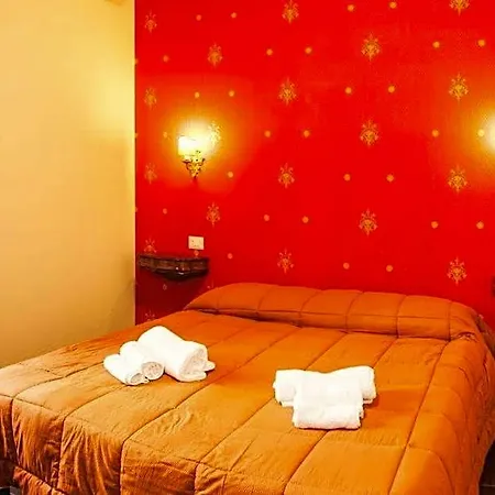 Domina Popolo Rome